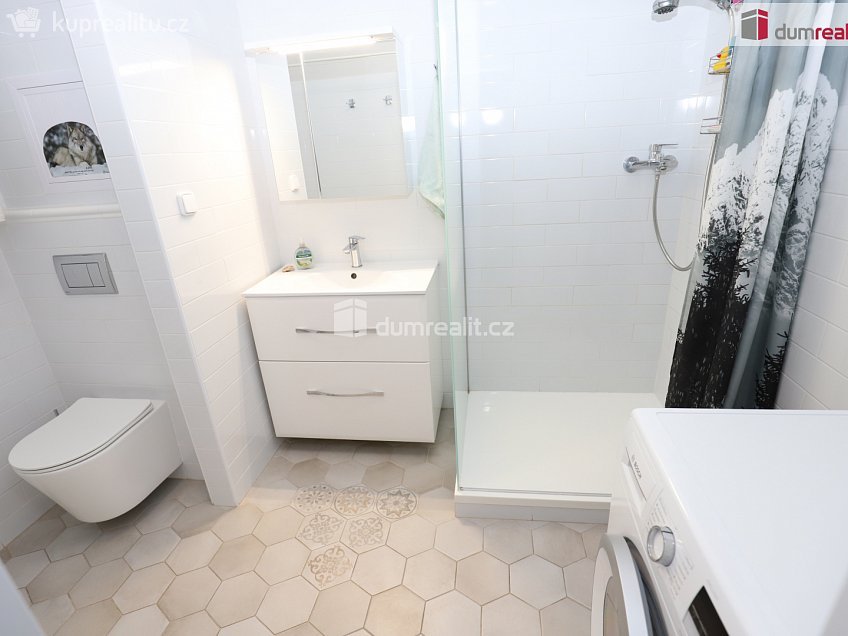 Prodej bytu 2+1 54 m^2 Franze Kafky, Mariánské Lázně 