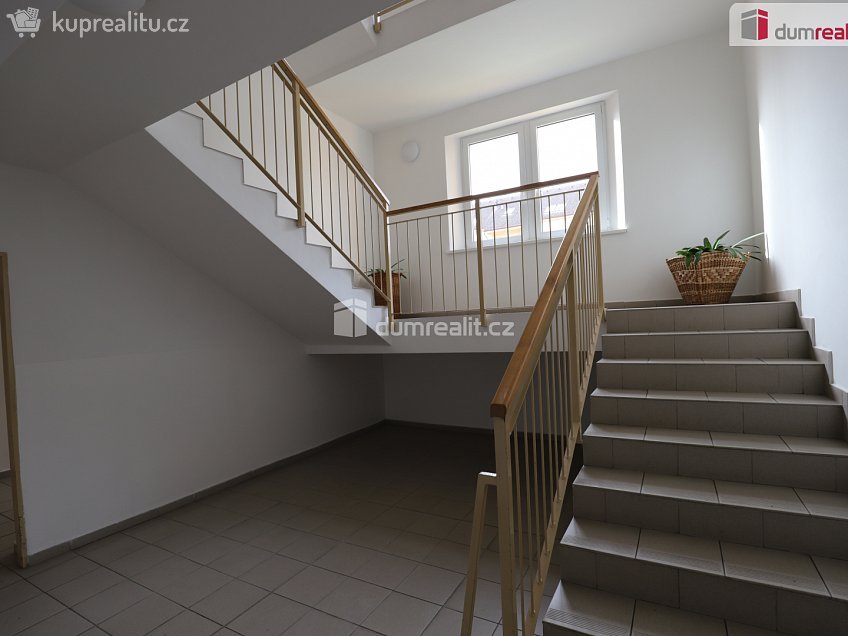 Prodej bytu 2+1 54 m^2 Franze Kafky, Mariánské Lázně 