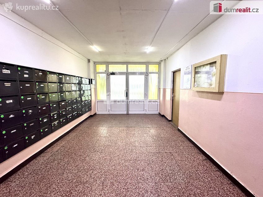 Pronájem bytu 1+kk 22 m^2 Mostecká, Litvínov 