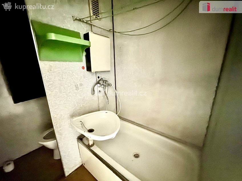 Pronájem bytu 1+kk 22 m^2 Mostecká, Litvínov 