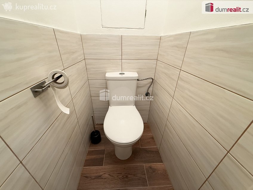 Pronájem bytu 2+1 53 m^2 Školská čtvrť, Frenštát pod Radhoštěm 