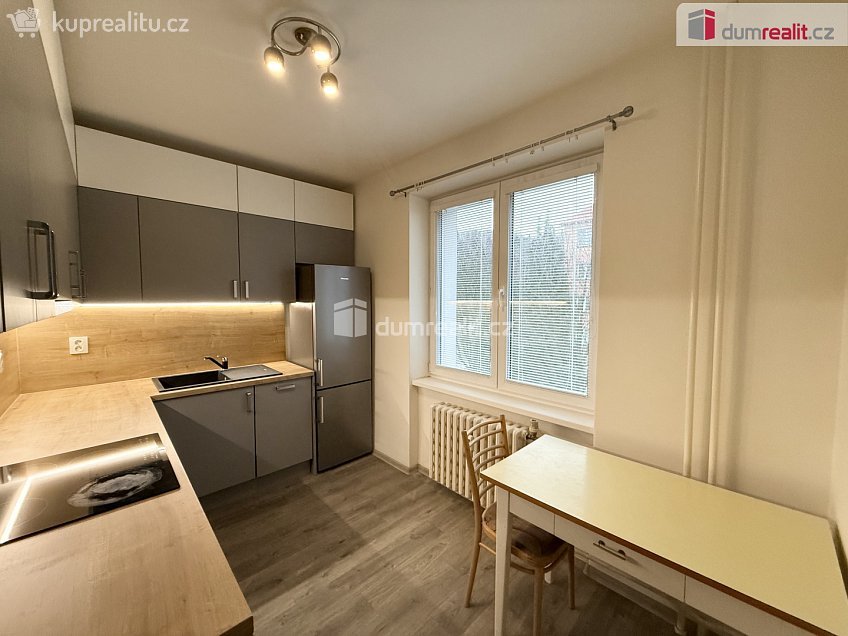 Pronájem bytu 2+1 53 m^2 Školská čtvrť, Frenštát pod Radhoštěm 