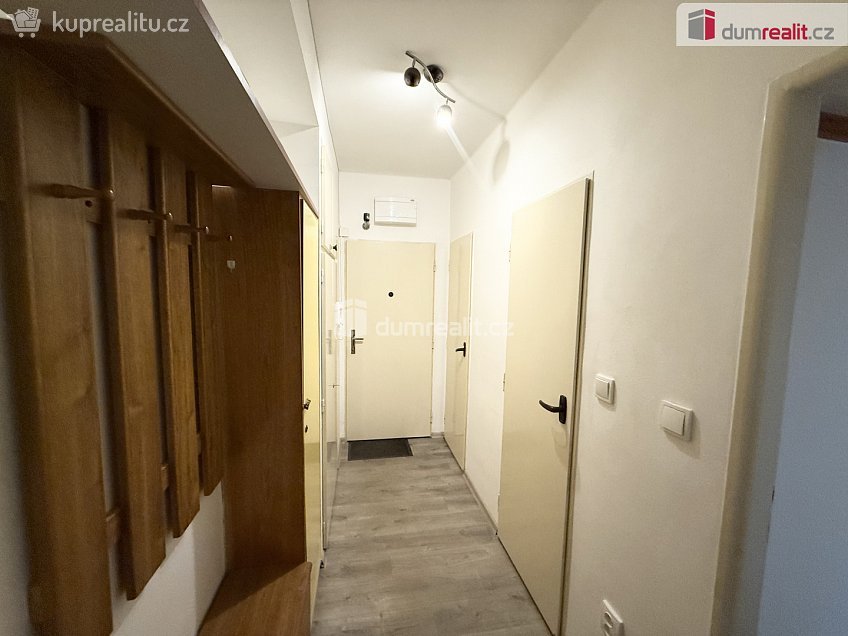 Pronájem bytu 2+1 53 m^2 Školská čtvrť, Frenštát pod Radhoštěm 