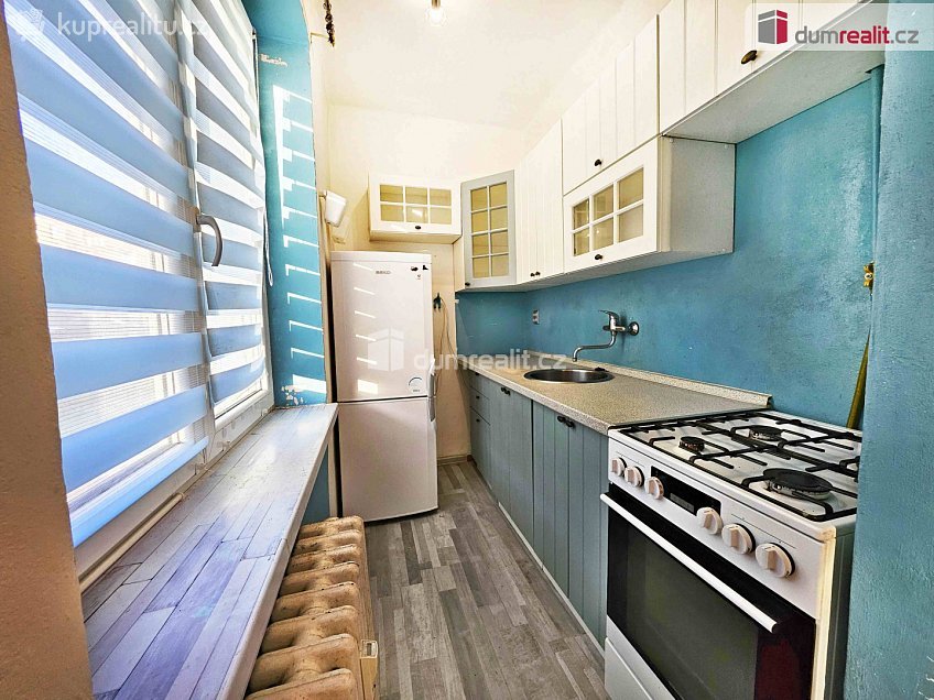 Pronájem bytu 1+kk 24 m^2 Kostelní, Lovosice 