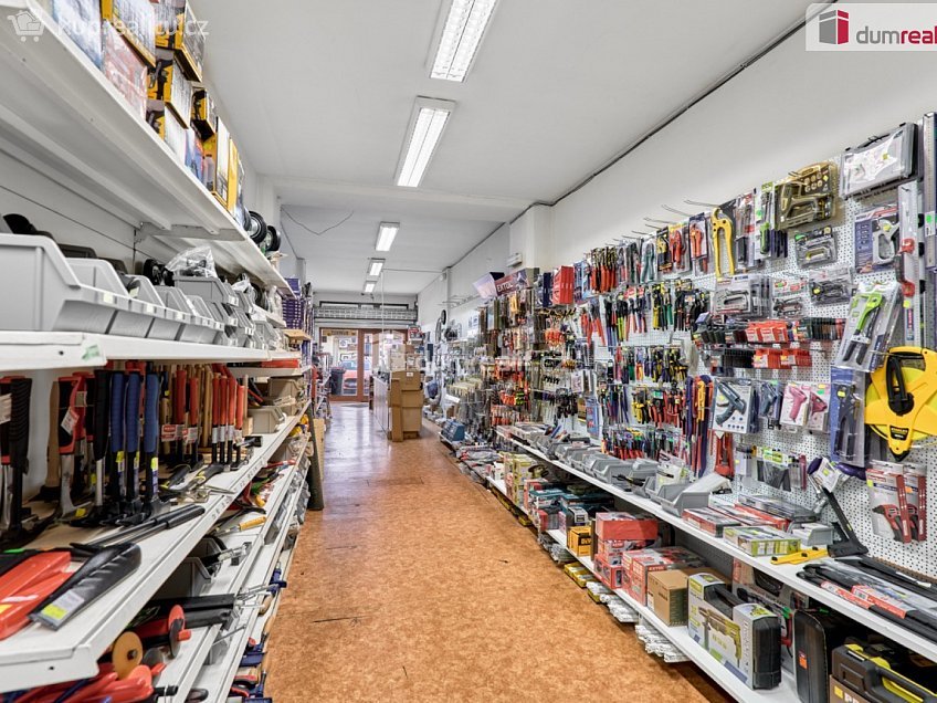 Prodej  obchodních prostor 176 m^2 Bulharská, Česká Lípa 