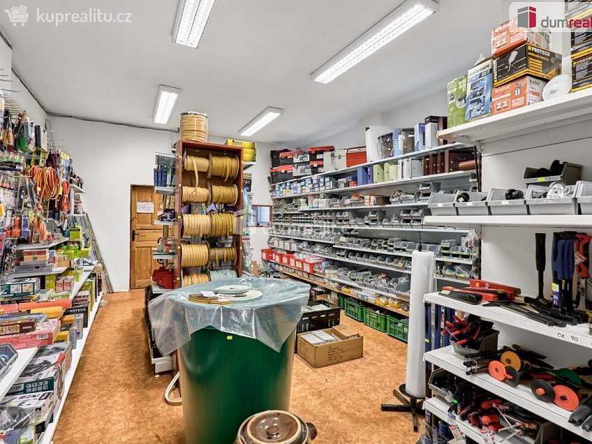 Prodej  obchodních prostor 176 m^2 Bulharská, Česká Lípa 
