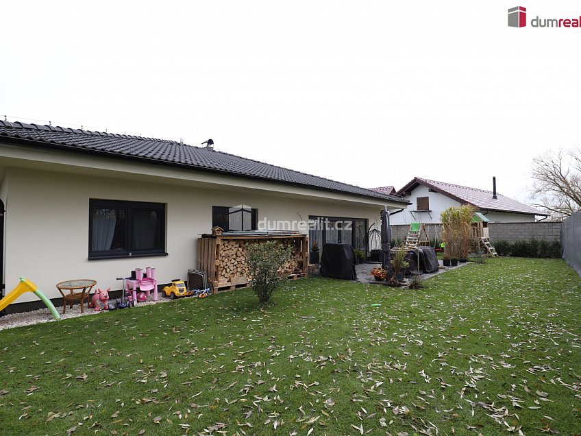 Prodej  rodinného domu 140 m^2 Chlumeček, Cheb 