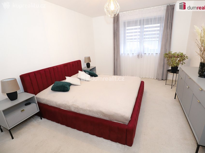 Prodej  rodinného domu 140 m^2 Chlumeček, Cheb 