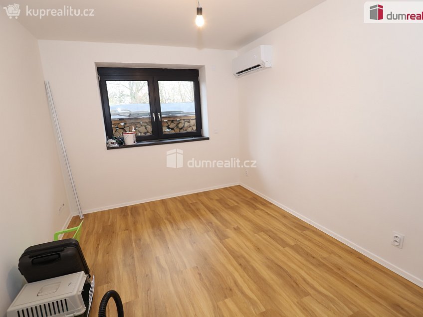 Prodej  rodinného domu 140 m^2 Chlumeček, Cheb 