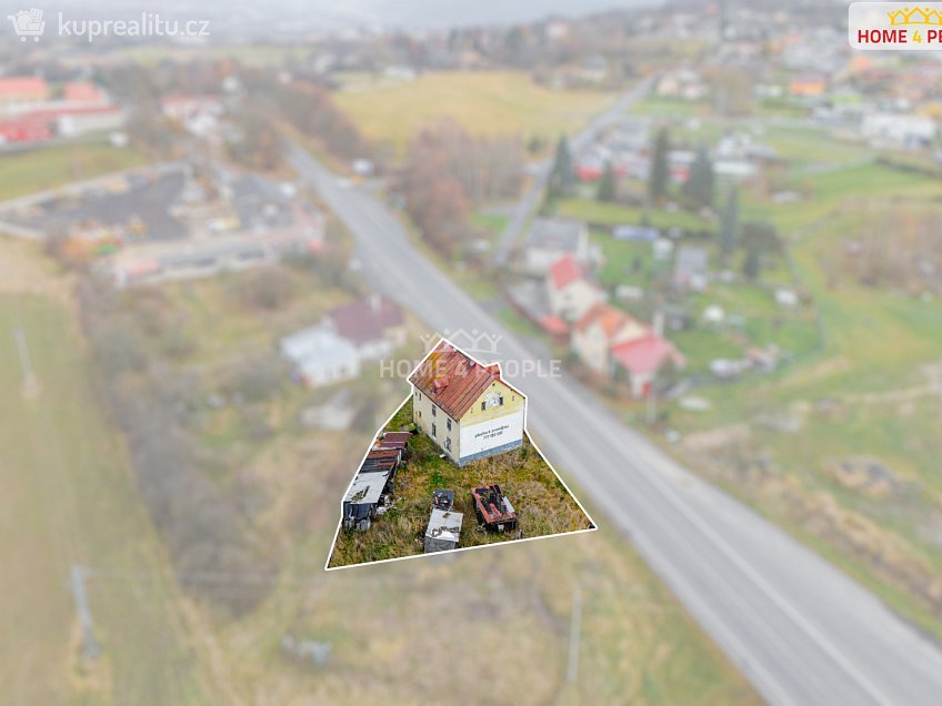 Prodej  rodinného domu 300 m^2 Hory, Hory 