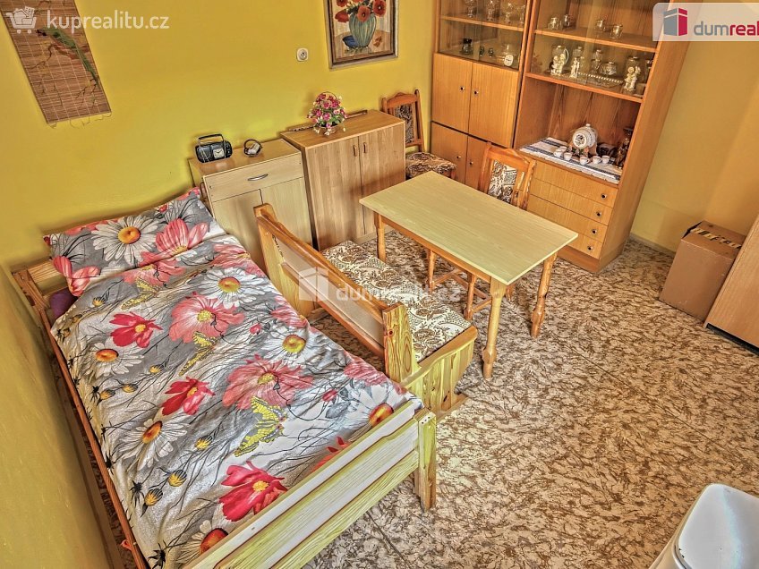 Prodej  rodinného domu 84 m^2 Vojtěšská, Neratovice 