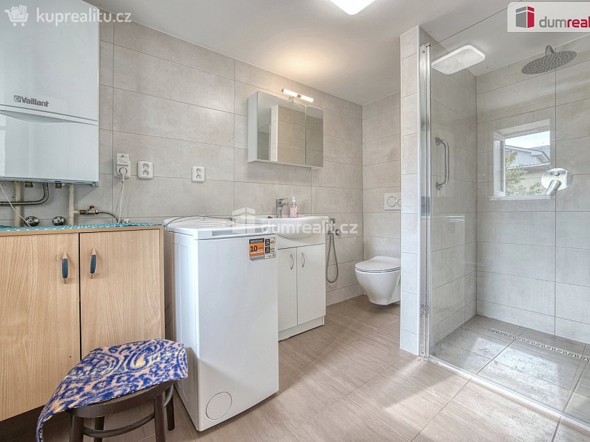 Prodej  rodinného domu 84 m^2 Vojtěšská, Neratovice 