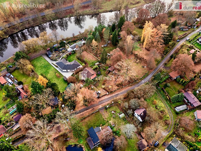 Prodej  zahrady 2562 m^2 Šemnice, Šemnice 