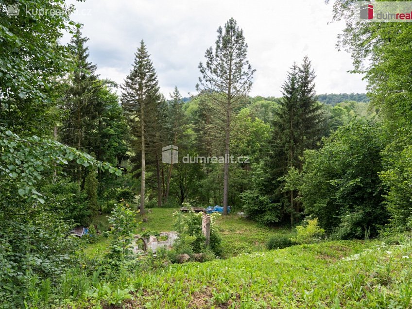 Prodej  zahrady 2562 m^2 Šemnice, Šemnice 