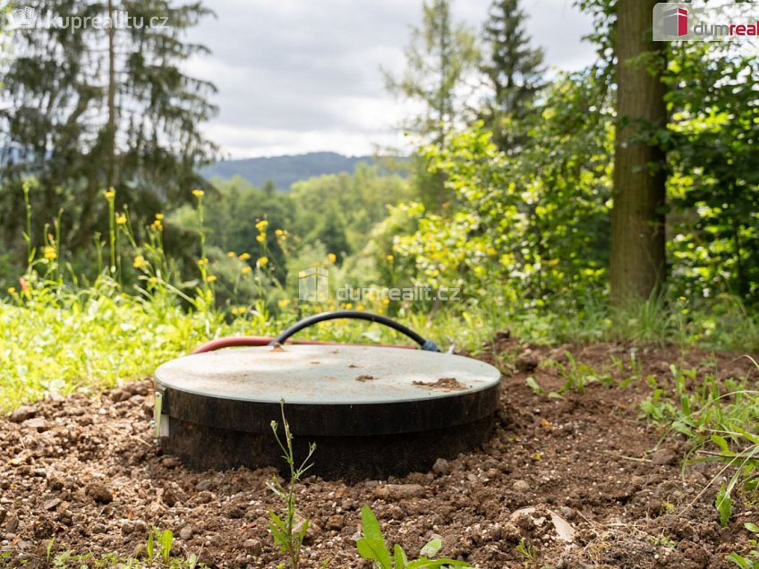 Prodej  zahrady 2562 m^2 Šemnice, Šemnice 