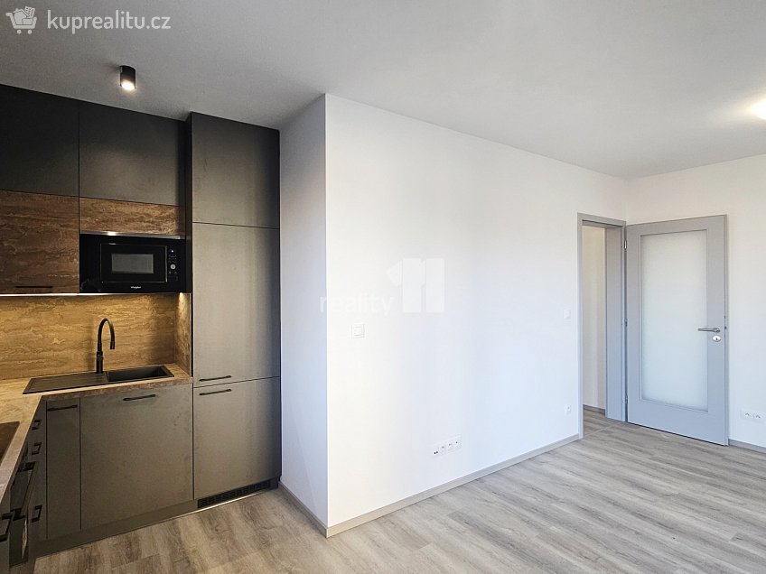 Pronájem bytu 1+kk 30 m^2 Plk. Loudy, Kutná Hora 