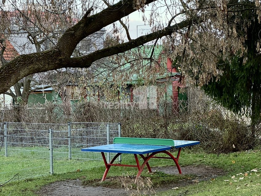 Pronájem bytu 2+kk 54 m^2 K Vystrkovu, Praha 12 