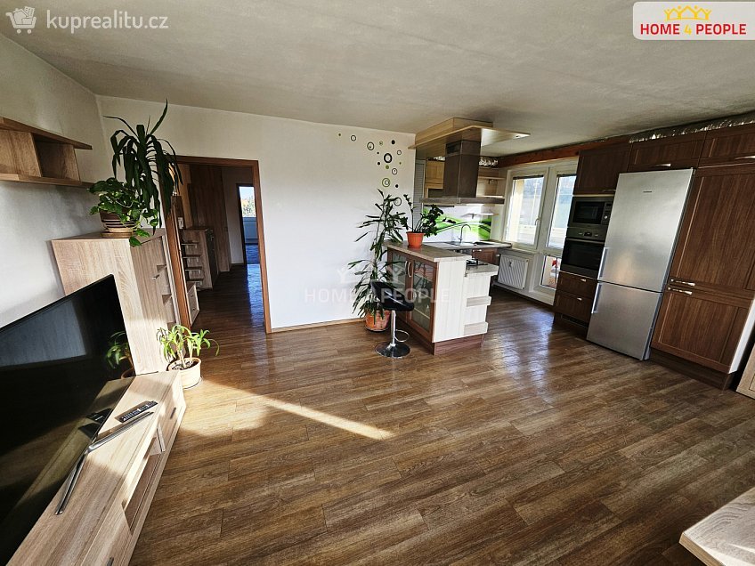 Pronájem bytu 3+1 89 m^2 Zahradníčkova, Praha 5 