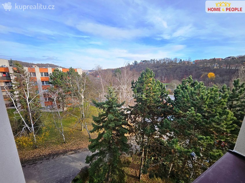 Pronájem bytu 3+1 89 m^2 Zahradníčkova, Praha 5 