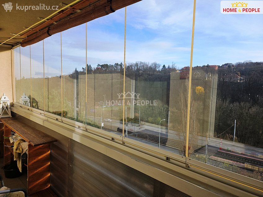 Pronájem bytu 3+1 89 m^2 Zahradníčkova, Praha 5 