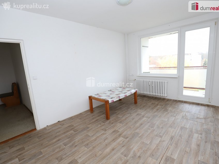 Pronájem bytu 3+1 64 m^2 Lesní, Cheb 