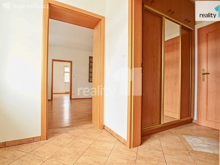 Pronájem bytu 2+1 65 m^2 Barvířská, Liberec 