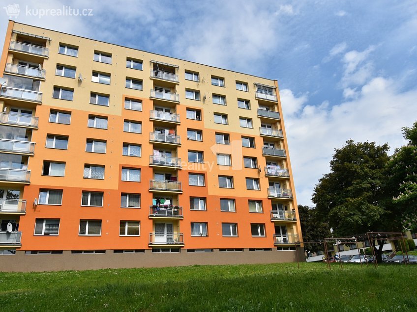 Pronájem bytu 1+1 33 m^2 K Sídlišti, Police nad Metují 