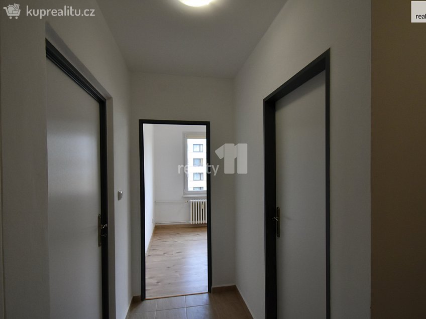 Pronájem bytu 1+1 33 m^2 K Sídlišti, Police nad Metují 