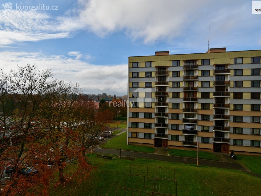 Pronájem bytu 1+1 33 m^2 K Sídlišti, Police nad Metují 