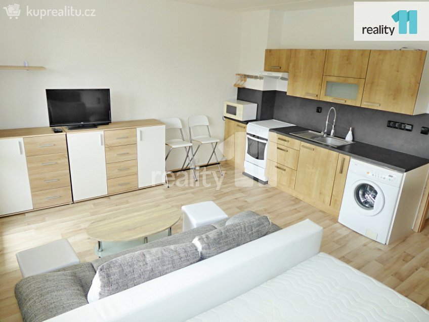 Pronájem bytu 1+kk 40 m^2 Kaznějovská, Plzeň 