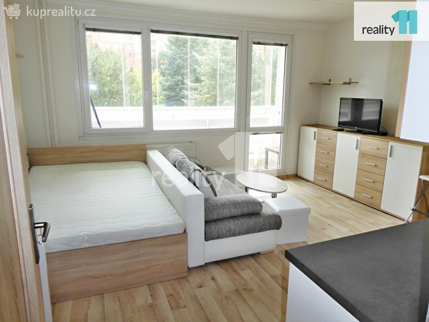 Pronájem bytu 1+kk 40 m^2 Kaznějovská, Plzeň 