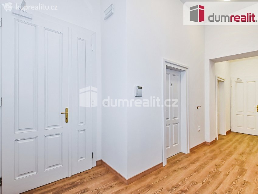 Pronájem  kanceláře 113 m^2 Národní, Praha 1 