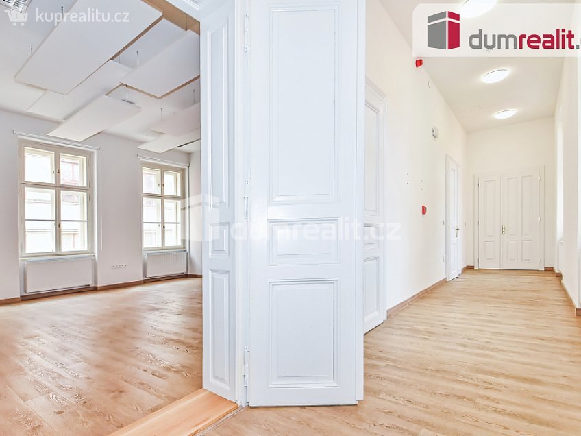 Pronájem  kanceláře 113 m^2 Národní, Praha 1 