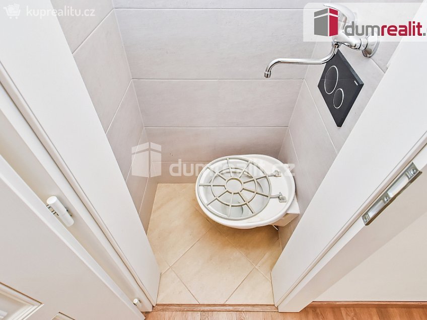 Pronájem  kanceláře 113 m^2 Národní, Praha 1 