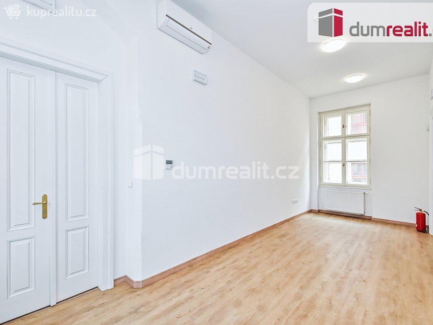 Pronájem  kanceláře 113 m^2 Národní, Praha 1 