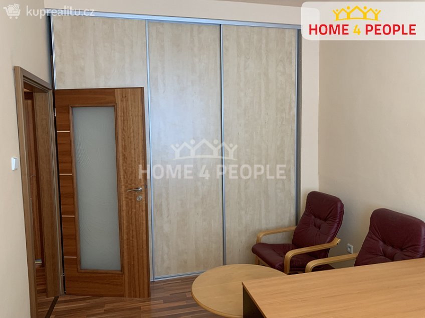 Pronájem  kanceláře 15 m^2 Erbenova, Benešov 