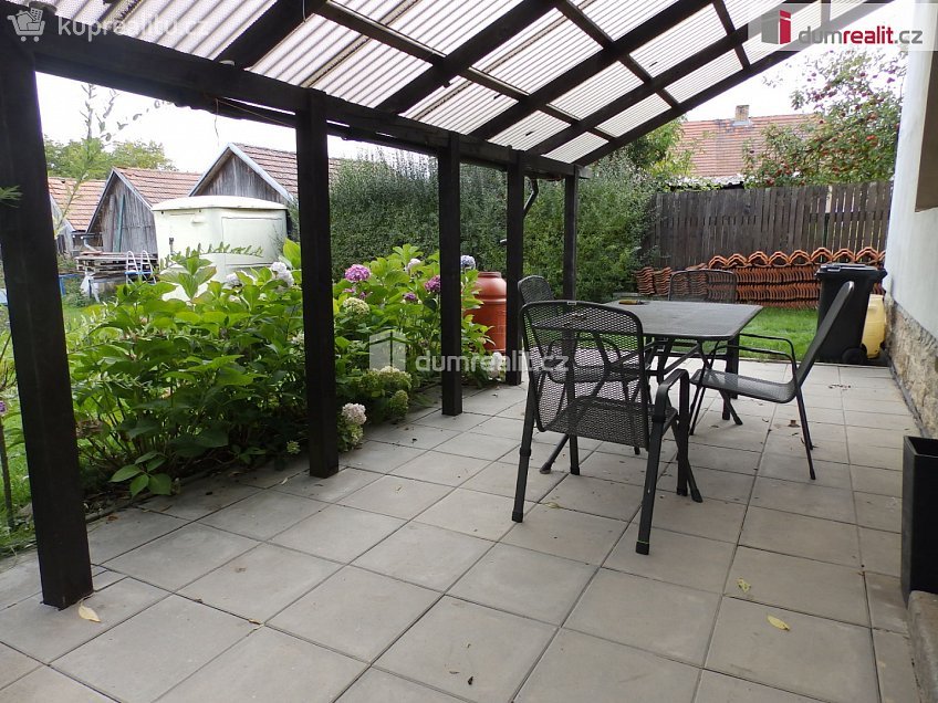 Prodej  rodinného domu 80 m^2 Jesenice, Jesenice 