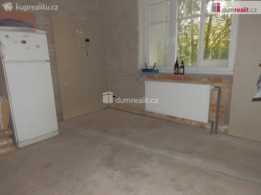 Prodej  rodinného domu 80 m^2 Jesenice, Jesenice 