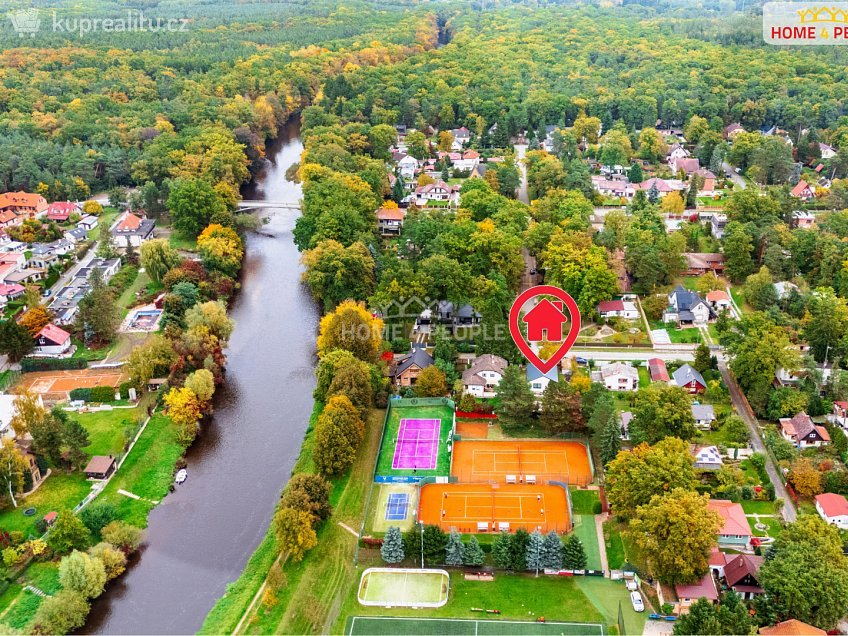 Prodej  chaty 58 m^2 B. Němcové, Káraný 