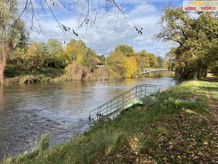 Prodej  rodinného domu 58 m^2 B. Němcové, Káraný 