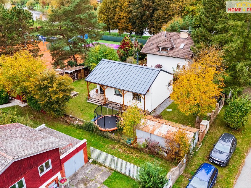 Prodej  rodinného domu 58 m^2 B. Němcové, Káraný 