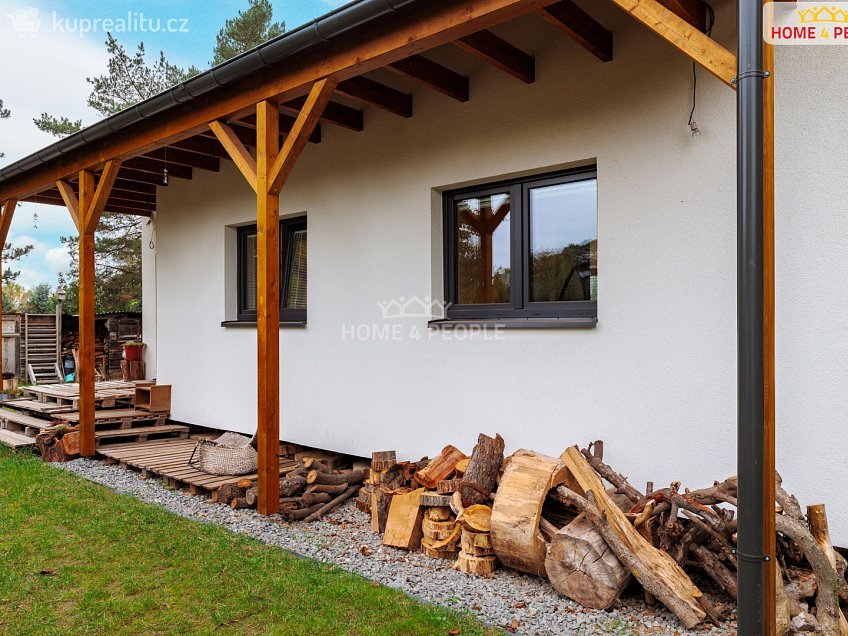 Prodej  rodinného domu 58 m^2 B. Němcové, Káraný 