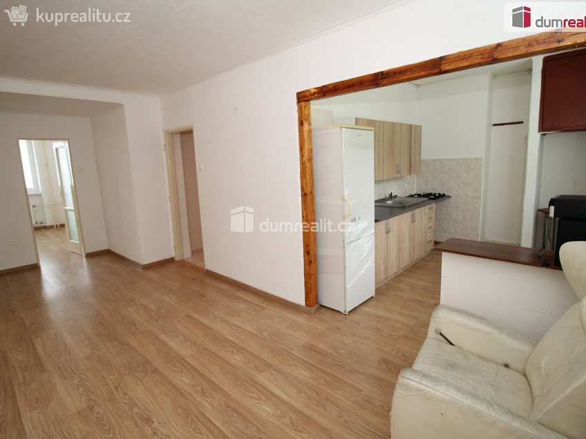 Pronájem bytu 2+1 57 m^2 Okružní, Habartov 