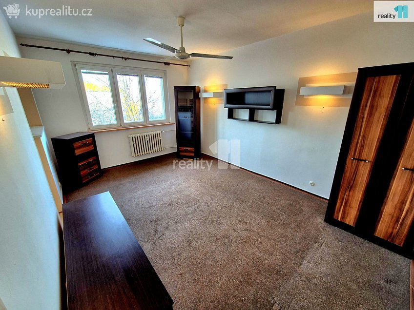 Prodej bytu 1+1 37 m^2 Žižkova, Aš 