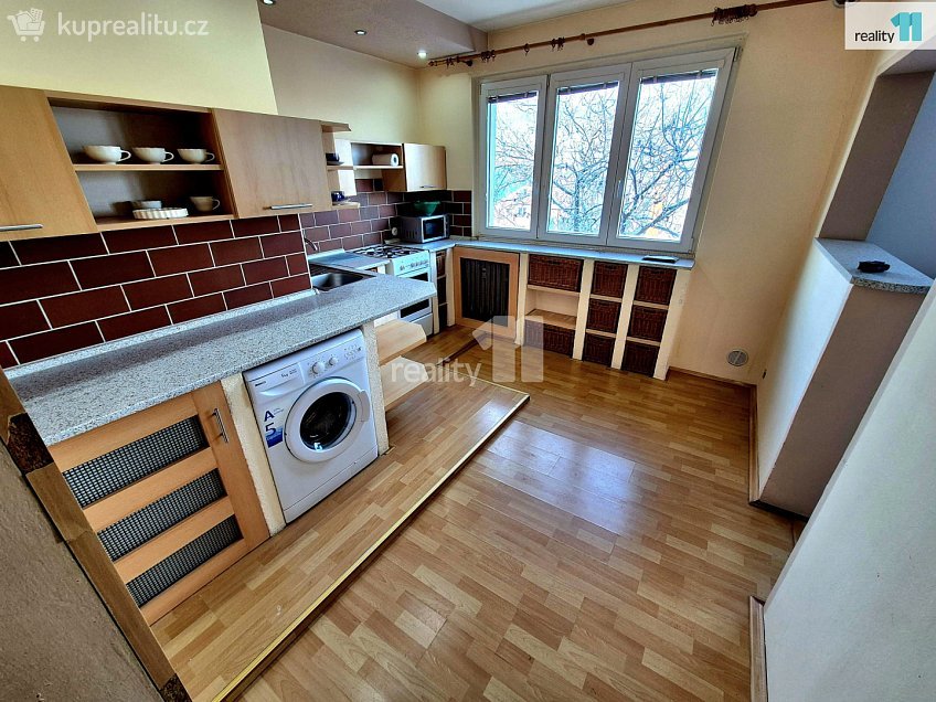 Prodej bytu 1+1 37 m^2 Žižkova, Aš 