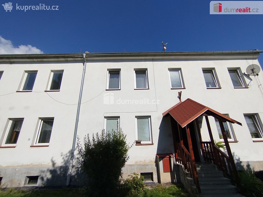 Prodej bytu 1+1 35 m^2 Poštovní, Nejdek 