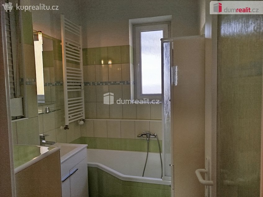 Prodej bytu 1+1 35 m^2 Poštovní, Nejdek 