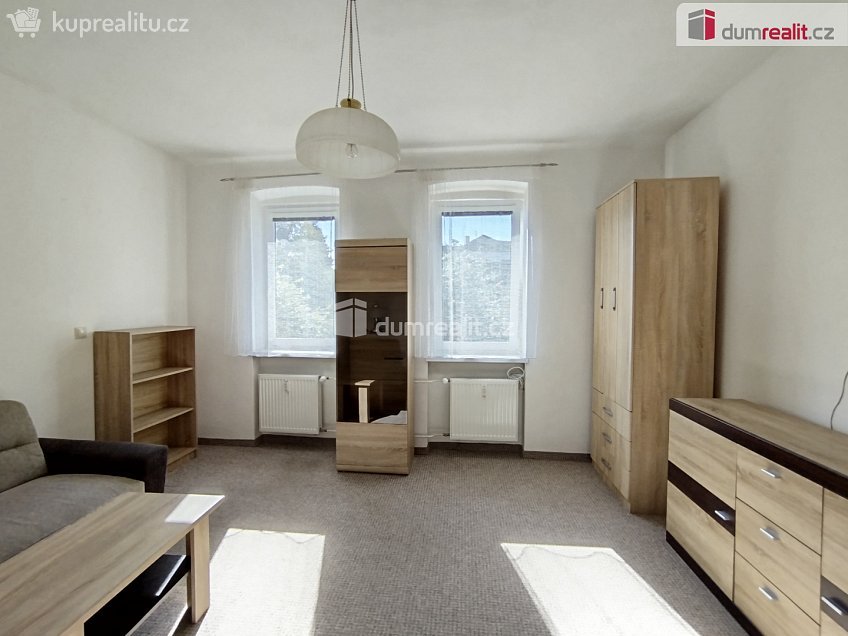 Prodej bytu 1+1 35 m^2 Poštovní, Nejdek 