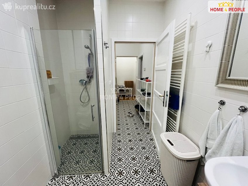 Pronájem bytu 3+kk 70 m^2 Spáčilova, Brno 