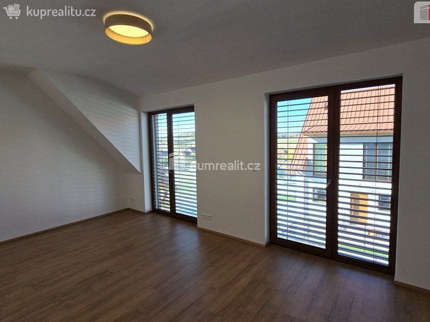 Prodej  rodinného domu 106 m^2 Mořina, Mořina 